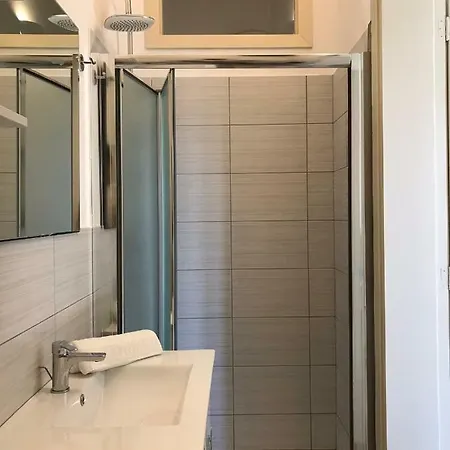 Vakantiehuis Namari 12 *